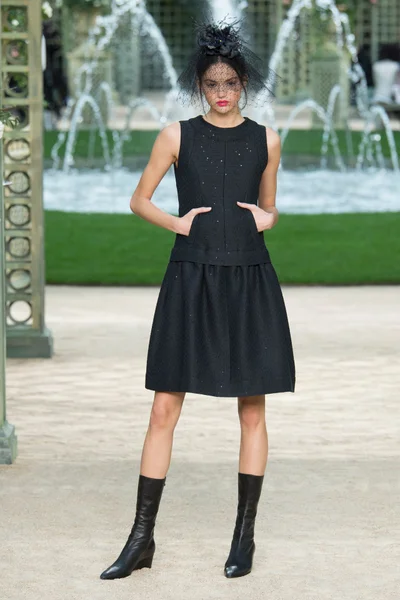 Look 23